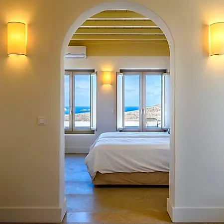 Ξενοδοχείο Camarades Mykonos 3*