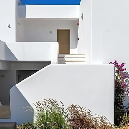 Camarades Mykonos Ξενοδοχείο 3*