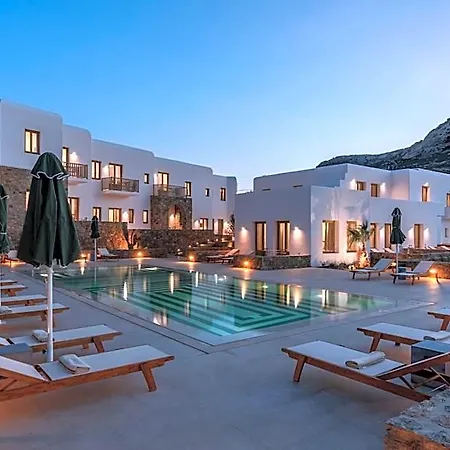 Camarades Mykonos 3*